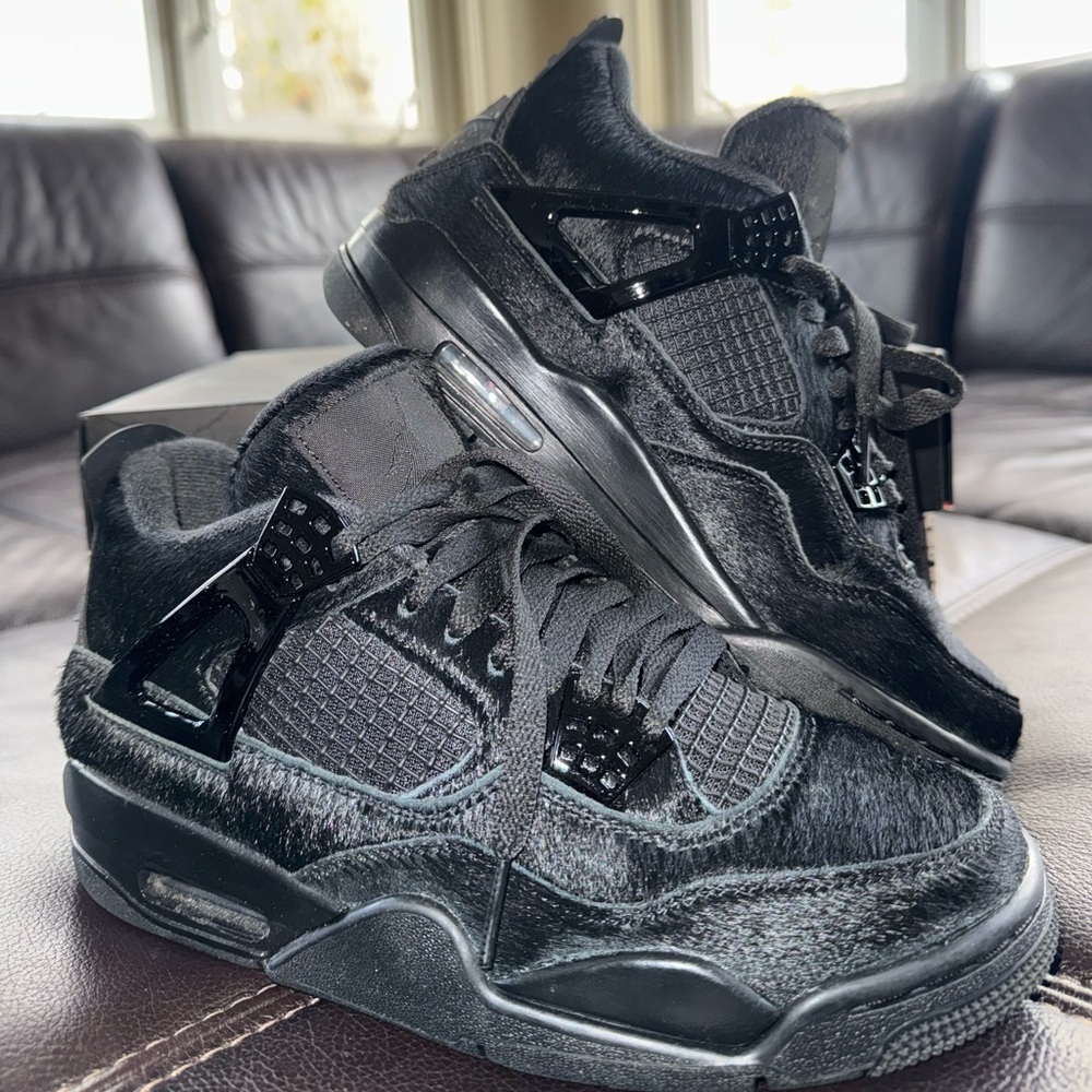 Olivia Kim x Wmns Air Jordan 4 Retro 'No Cover'